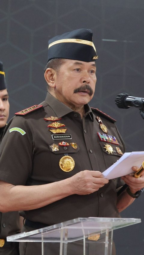 Jaksa Agung RI, ST Burhanuddin melantik JAM Pidmil dan Kepala Kejati Daerah Khusus Jakarta pada Jumat, 18 Oktober 2024