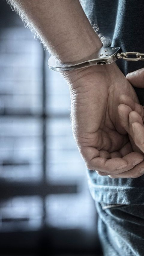 Kades di Karawang Korupsi Dana Desa Rp221 Juta Buat Karaoke-Beli Sabu