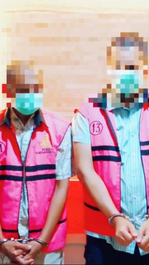 Kejari Pekanbaru menetapkan 2 pegawai bank BUMN sebagai tersangka perkara dugaan korupsi kredit fiktif Rp 8 Miliar
