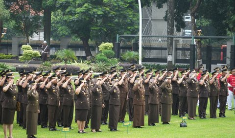 &ldquo;Perempuan Indonesia harus terus melangkah dengan semangat perjuangan para pendahulu. Jadikan momen ini sebagai pengingat bahwa setiap peran dan kontribusi nyata adalah wujud bakti bagi bangsa dan negara,&rdquo;