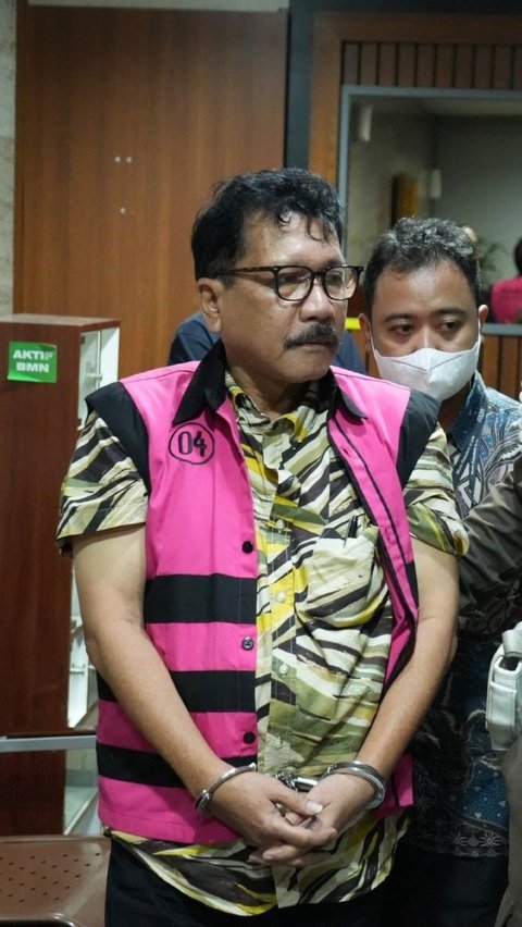 Kejagung menetapkan ZR mantan pejabat MA sebagai tersangka dalam kasus permufakatan jahat suap dan gratifikasi dengan temuan uang Rp920 miliar dan emas 51 Kg