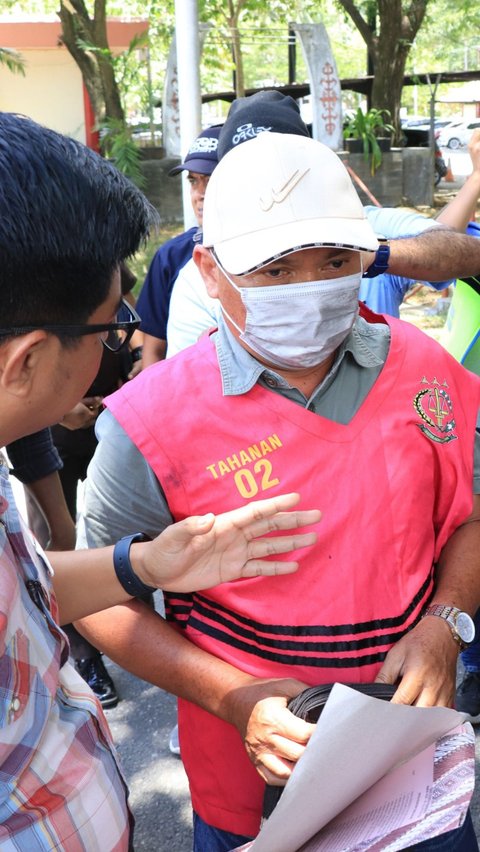 Jadi Tersangka Korupsi Rp2,5 Miliar, Kontraktor Pembangunan Pasar Langgur Ditangkap Kejati Maluku Saat Turun dari Pesawat