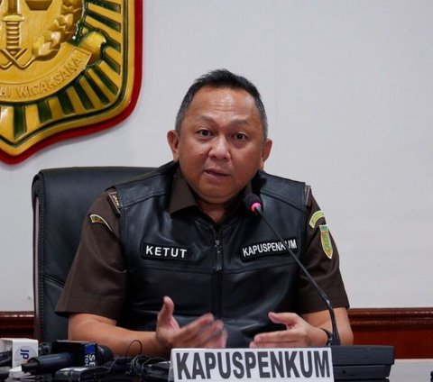 Kepala Pusat Penerangan Hukum Ketut Sumedana