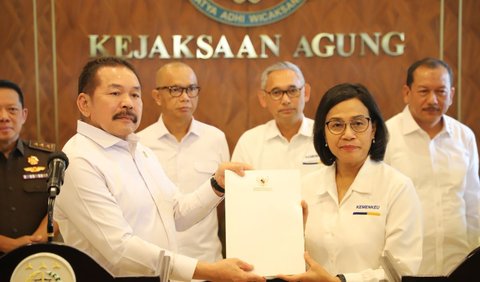 &ldquo;Terhadap perusahaan tersebut, akan diserahkan kepada Jaksa Agung Muda Bidang Tindak Pidana Khusus (JAM PIDSUS) untuk ditindaklanjuti pada proses penyidikan,&rdquo;