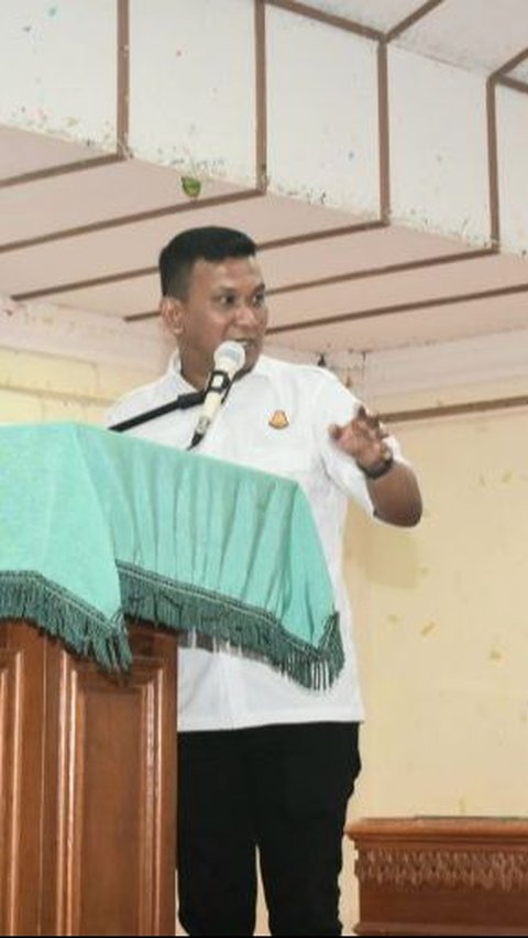 Kepala Kejaksaan Negeri Bireuen, Aceh, Munawal Hadi, meminta para Pendamping Desa untuk melaksanakan tugas dengan baik dan benar. Dia berharap Pendamping Desa tidak memanfaatkan kondisi di desa untuk memperoleh keuntungan pribadi.
