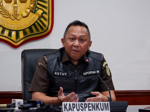 Kepala Pusat Penerangan Hukum Ketut Sumedana