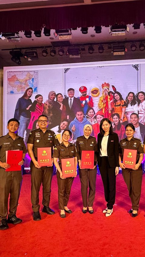 Tujuh pegawai Kejaksaan RI lulus pendidikan bahasa Mandarin di Tiongkok