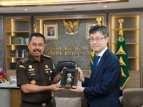 JAM-Pidum Terima Kunjungan Kehormatan Jajaran MOLEG Korea Selatan di Kejaksaan Agung