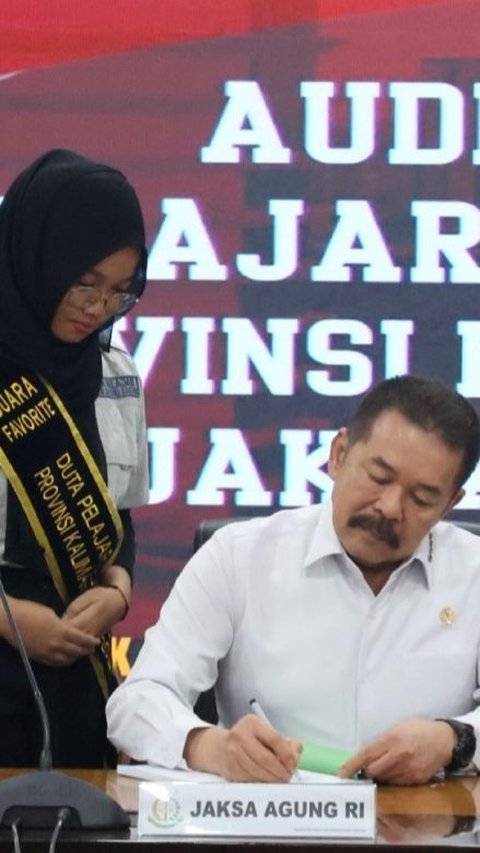 Terima Duta Pelajar Sadar Hukum Kaltim Tahun 2024, Jaksa Agung Berharap Edukasi Hukum Sejak Dini Makin Berkembang