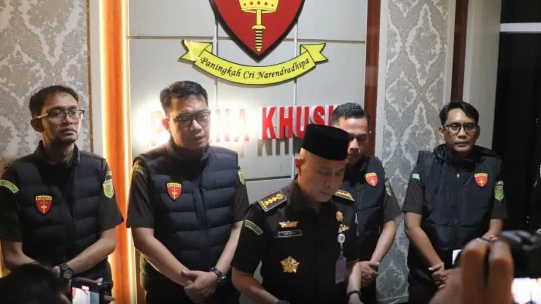 Kejati Lampung Tetapkan Mantan Bupati Pesawaran dan 4 Orang Sebagai Tersangka Korupsi Proyek Air Minum