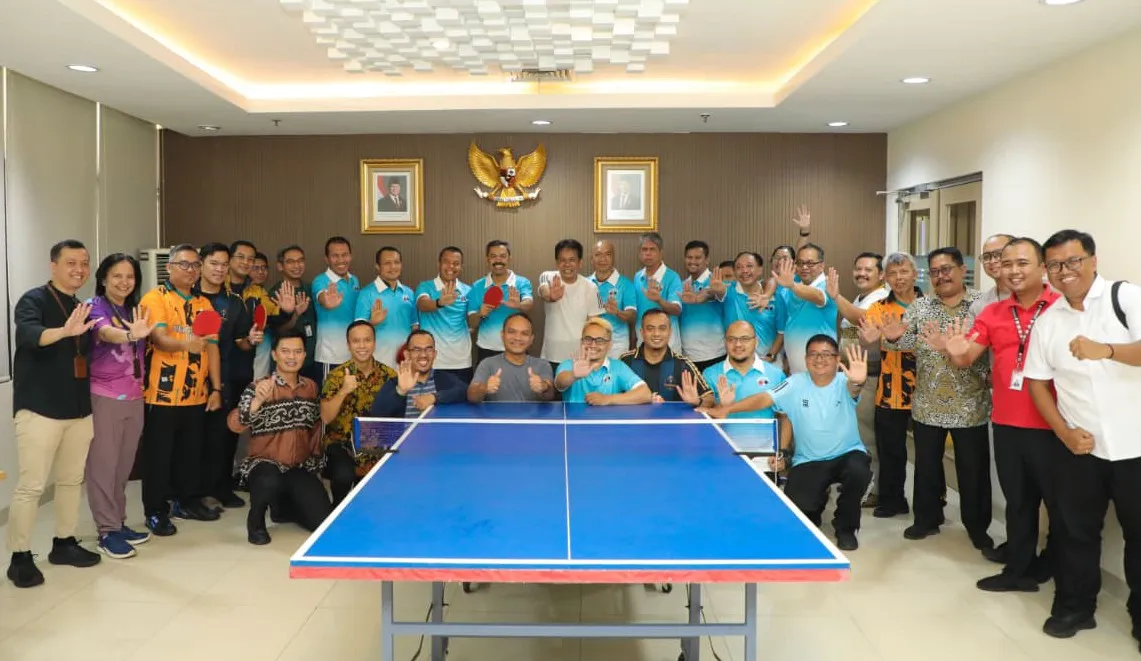 Pererat Sinergi dan Silaturahmi, Kejaksaan dan KPK Gelar Pertandingan Persahabatan Tenis Meja