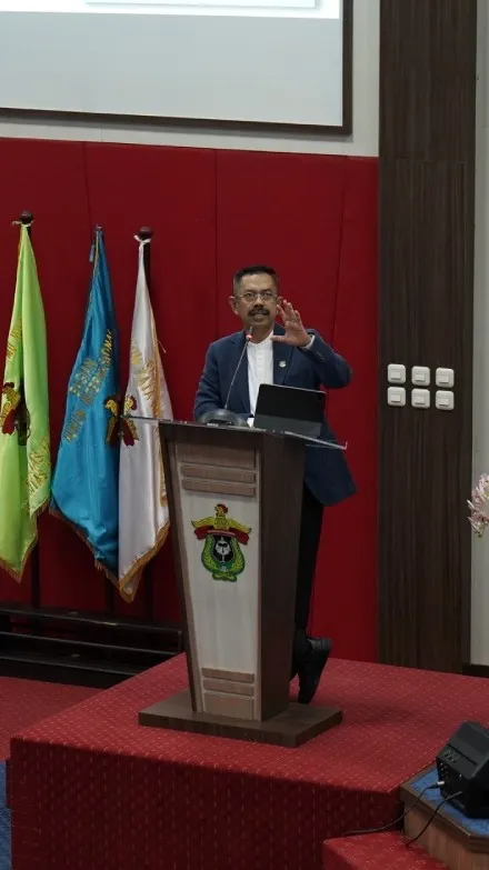 Beri Kuliah Umum di Unhas, JAM-Pidum: Indonesia Memasuki Era Penegakan Hukum Adaftif dan Responsif