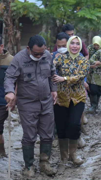 Kejati Aceh dan Sumbar Bantu Pegawai dan Warga Terdampak Bencana Banjir  di Sumatera