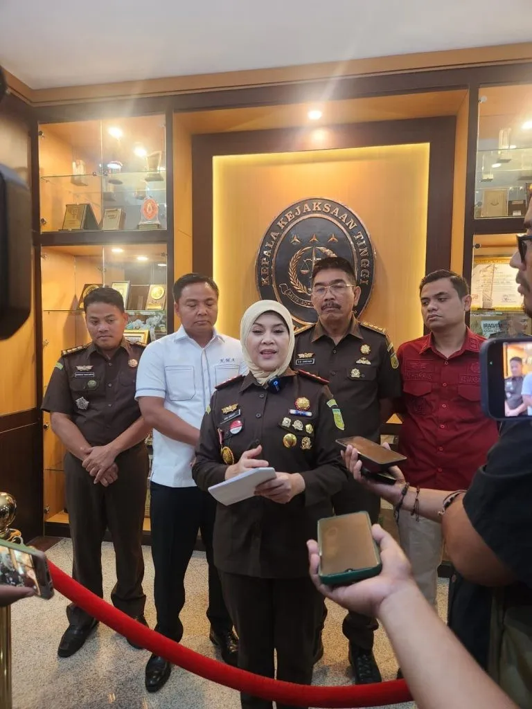 Kajati Jatim Bicara Soal Dugaan Korupsi dana hibah SMK Swasta di Disdik Jawa Timur