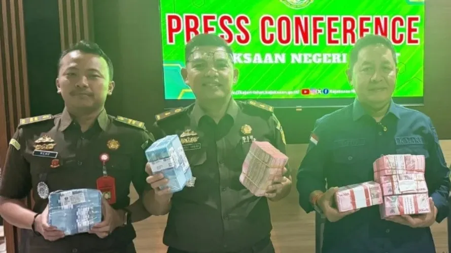 Kejaru Lahat tetapkan 2 Tersangka Dugaan Korupsi egiatan Fiktif Pembuatan Peta Desa 2023