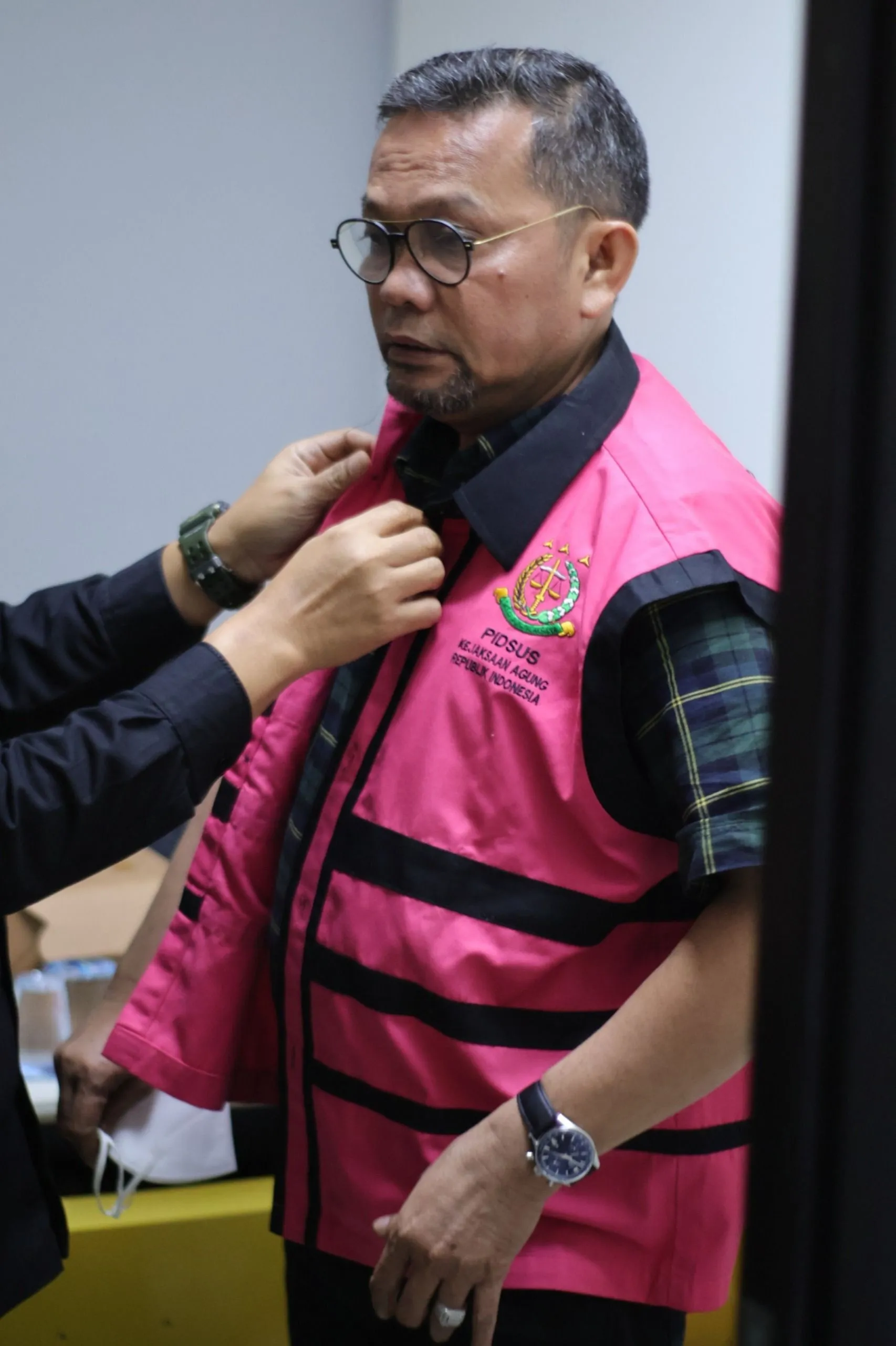 MSY, pegawai PT Wilmar ditetapkan sebagai tersangka kasus suap penanganan perkara di PN Jakarta Pusat