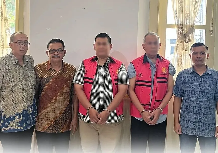 Kejari Kota Kediri tahan 2 orang tersangka korupsi dana hibah KONI