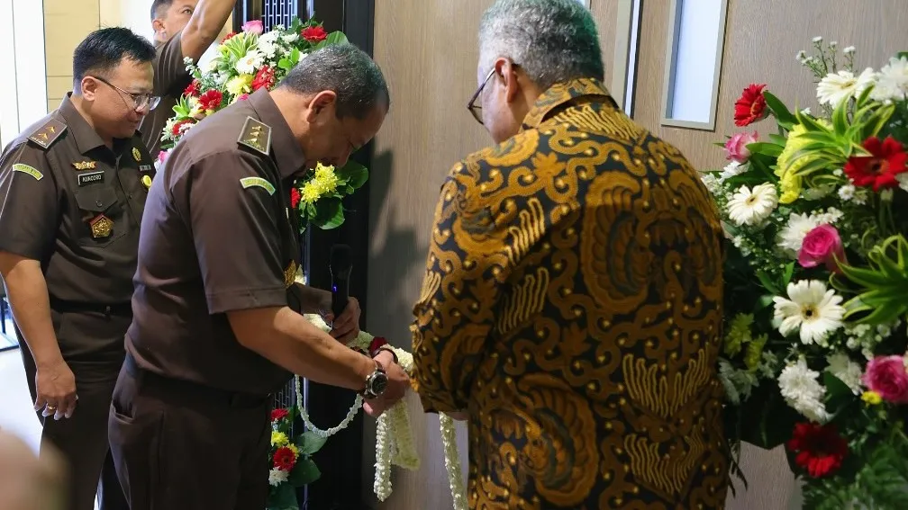 Jaksa Agung Muda Pembinaan  Dr. Bambang Sugeng Rukmono meresmikan Unit Penilaian Potensi dan Kompetensi ASN