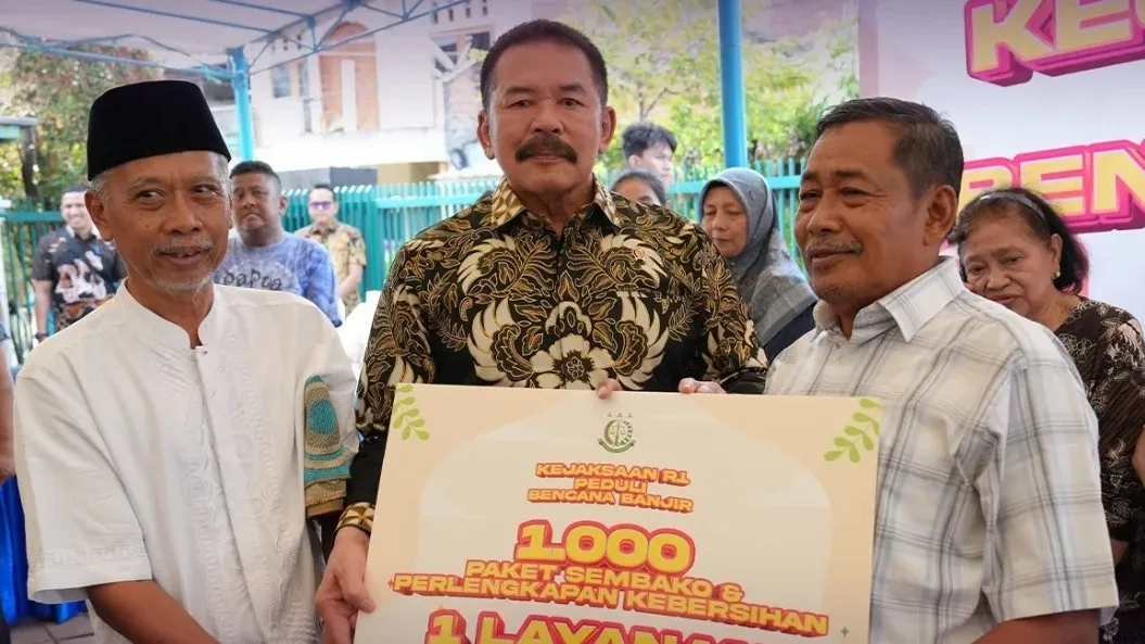 Kejaksaan Agung Beri Bantuan ke Korban Banjir