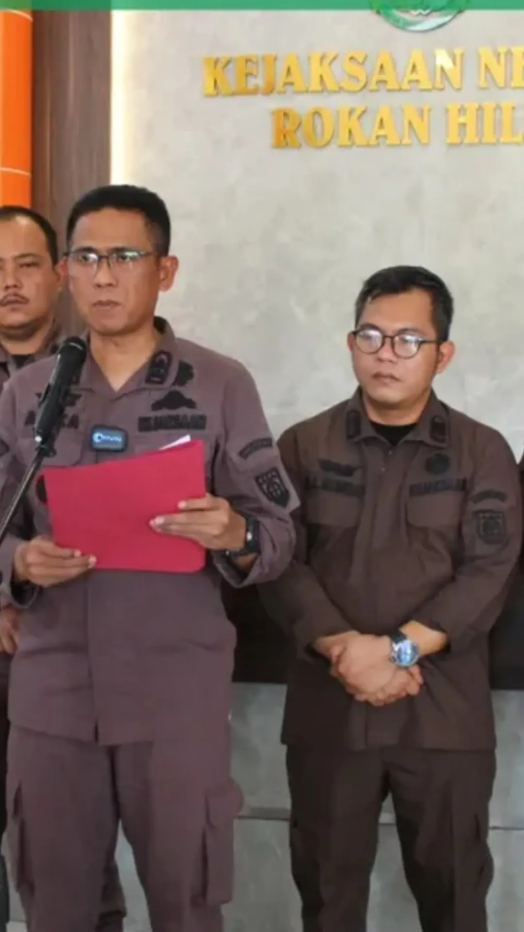 Kejari Rohil Tetapkan Kadis dan PPTK Dikbud Sebagai Tersangka Kasus Dugaan Korupsi Pembangunan SMP