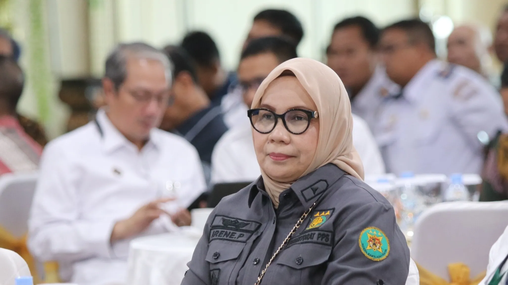 Plt. Direktur IV Irene Putrie
