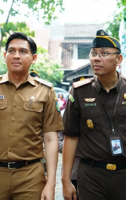 Bupati Lucky Hakim dan Kajati Jabar Resmikan Pembangunan Mess dan Rumah Dinas Kejari Indramayu