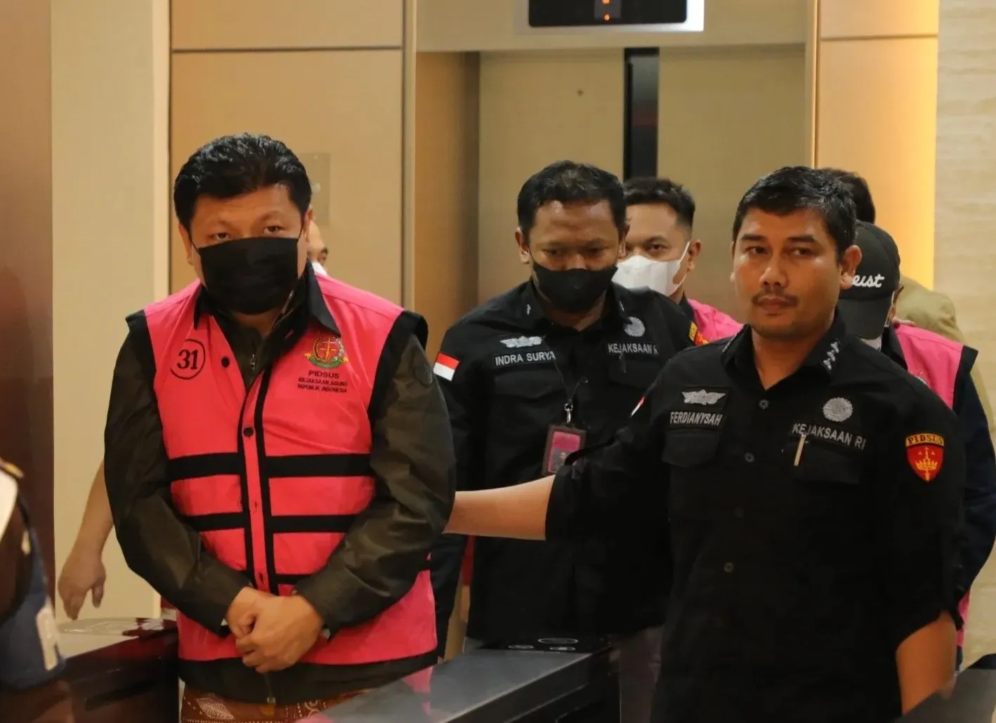 ISL, salah satu tersangka dalam perkara dugaan korupsi pemberian kredit kepada PT Sritex