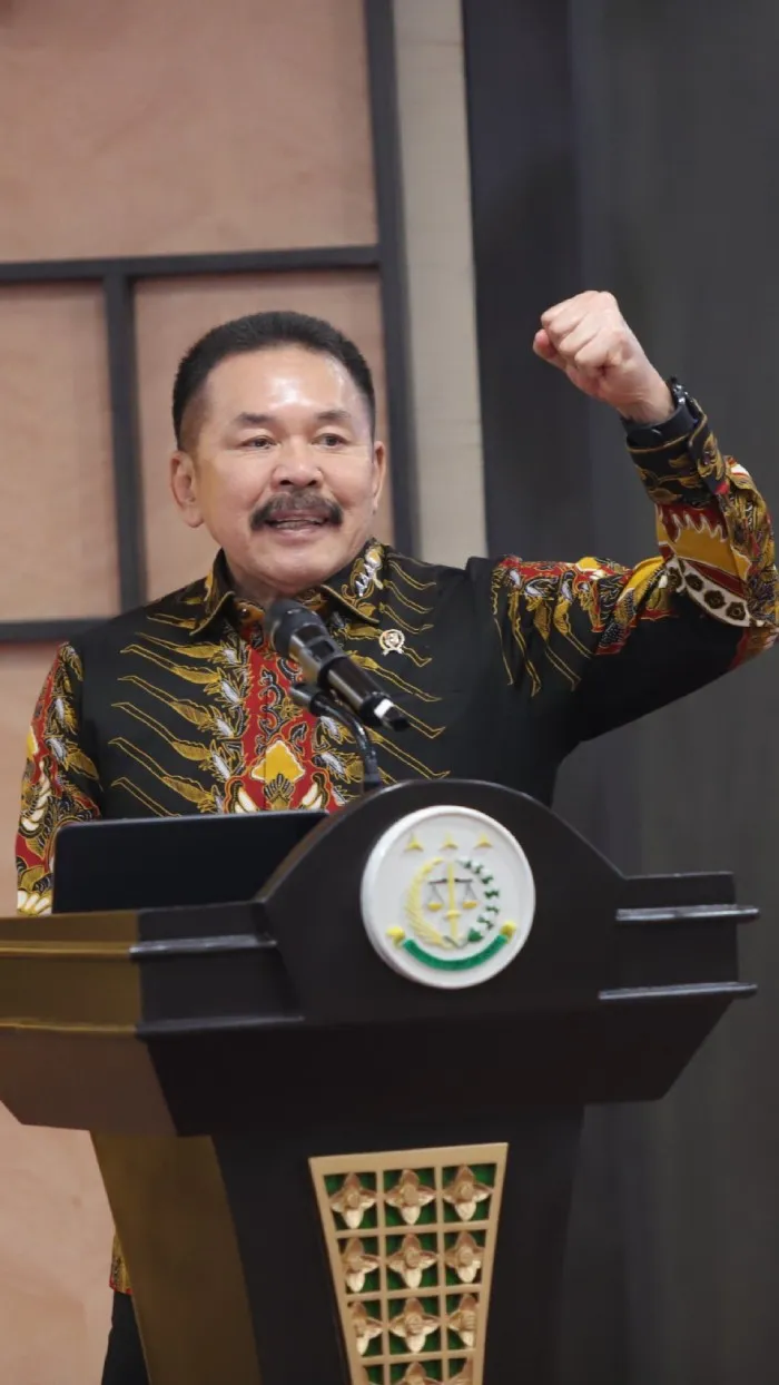 Jaksa Agung ST Burhanuddin selaku Ketua Dewan Pembina Pengurus Besar (PB) Karate-Do Gojukai Indonesia,