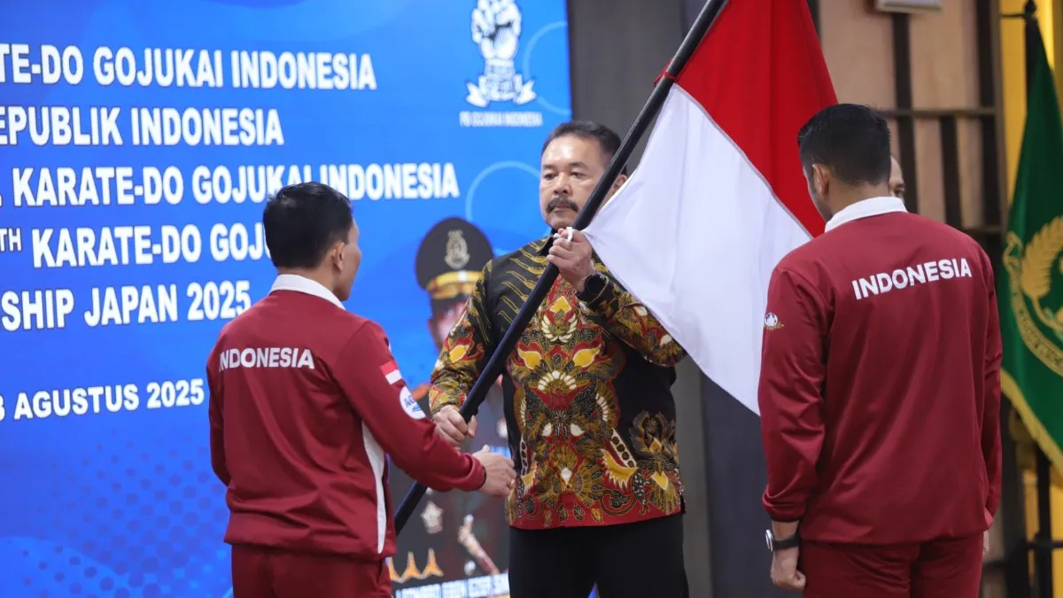 Jaksa Agung ST Burhanuddin selaku Ketua Dewan Pembina Pengurus Besar (PB) Karate-Do Gojukai Indonesia melepas kontingen Karate-Do Gojukai ke  Global Championships Japan 2025