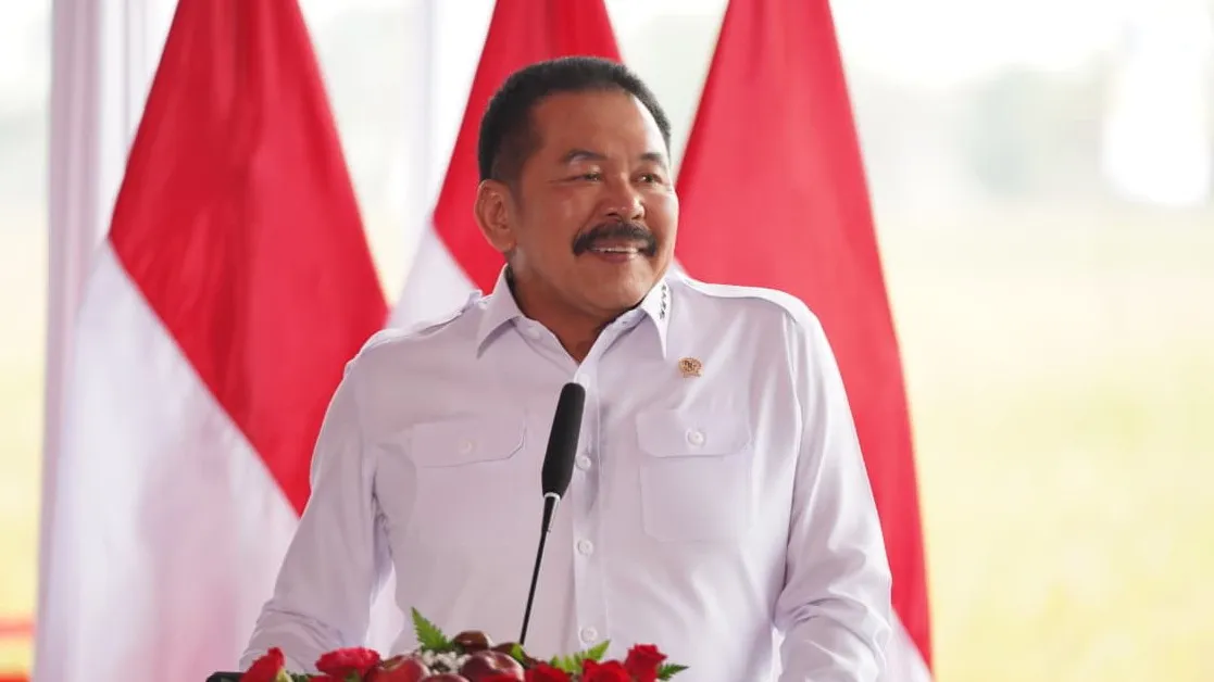 Jaksa Agung ST Burhanuddin meresmikan program Jaksa Mandiri Pangan di Desa Srimahi, Kabupaten Bekasi, Selasa, 19 Agustus 2025