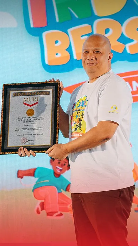 Cetak 52.010 Keping Kartu, Kantor Pengacara Negara Kejari Kota Bandung Cetak Rekor MURI Pemberian KIA Terbanyak