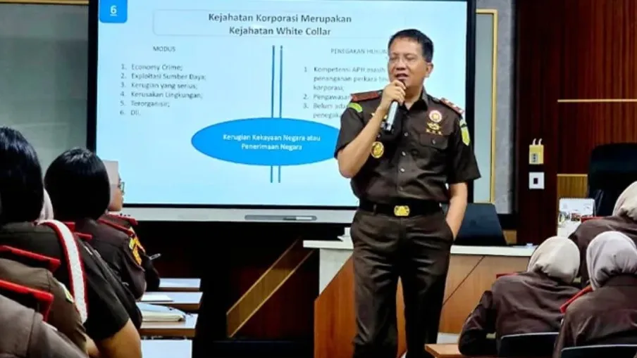 Kajati Jatim Bekali Calon Jaksa Peserta PPPJ Angkatan 82 Gelombang II-2025 `Ilmu` Hadapi Koruptor