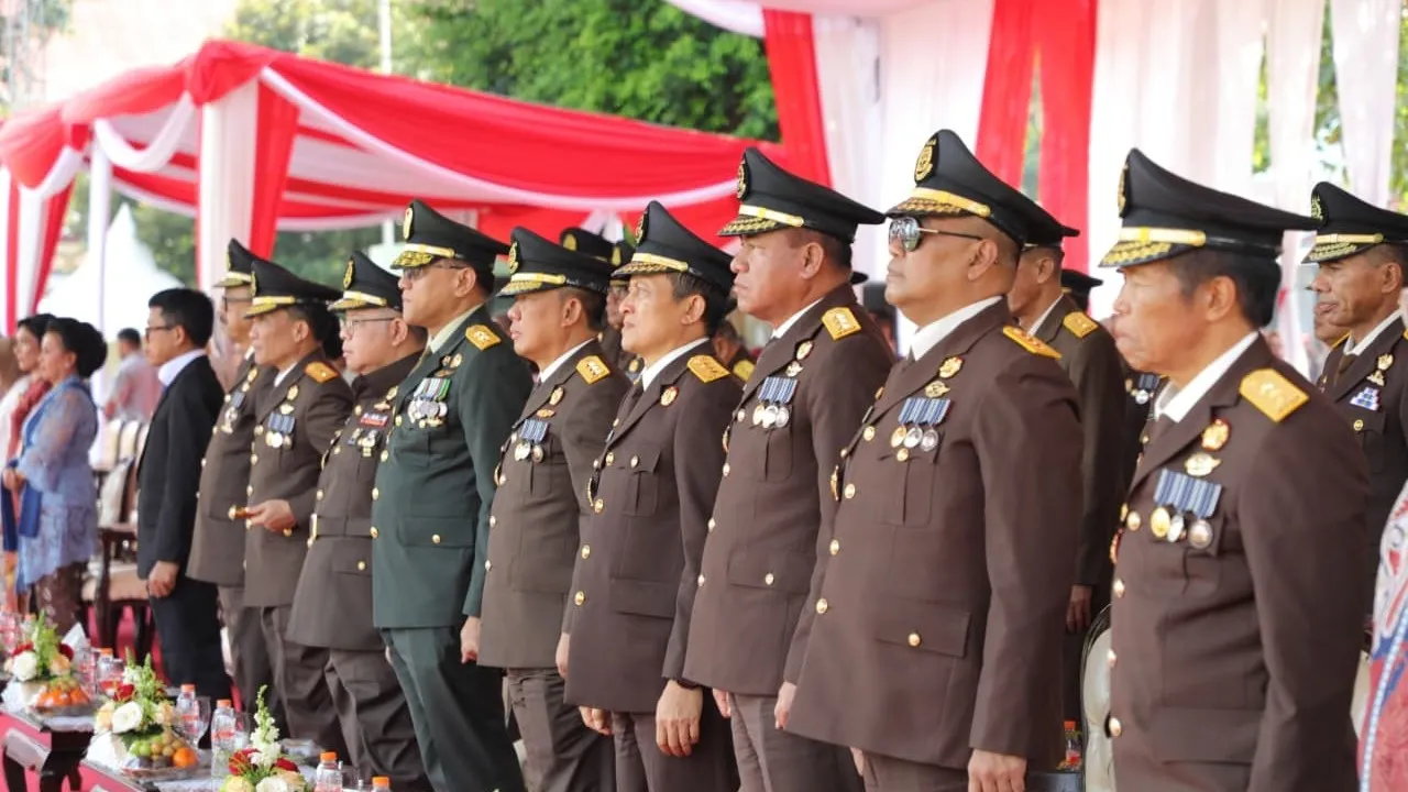 Jaksa Agung ST Burhanuddin menutup secara resmi PPPJ ke-82 Angkatan I-2025