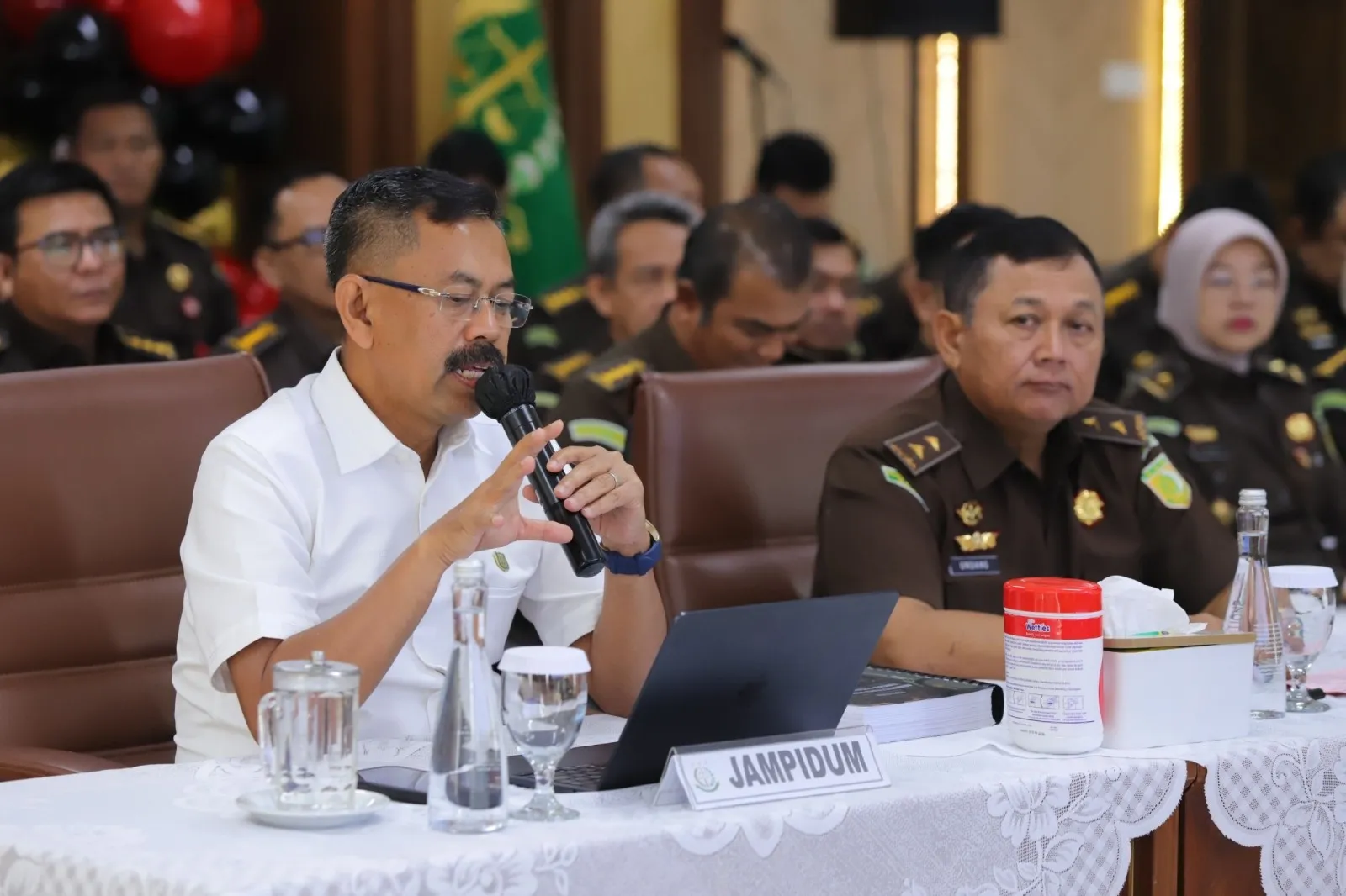 Jampidum Prof Dr Asep Nana Mulyana memberi pengarahan terkait Tata Kelola Penanganan Perkara Pasca Berlakunya KUHP dan KUHAP Baru