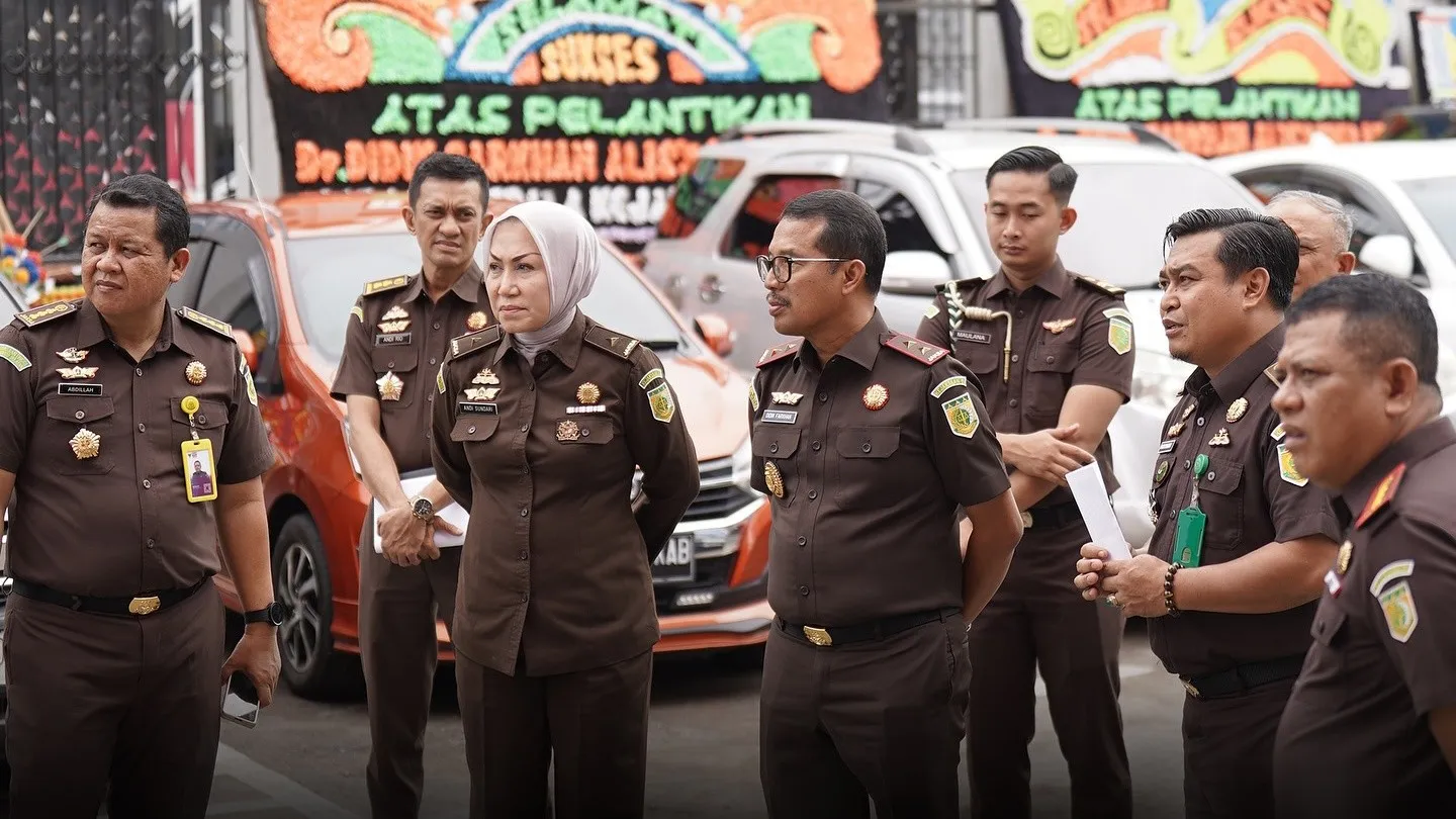 Kawal Asta Cita, 8 Pimpinan Kejaksaan Terima Tanda Kehormatan dari Presiden RI