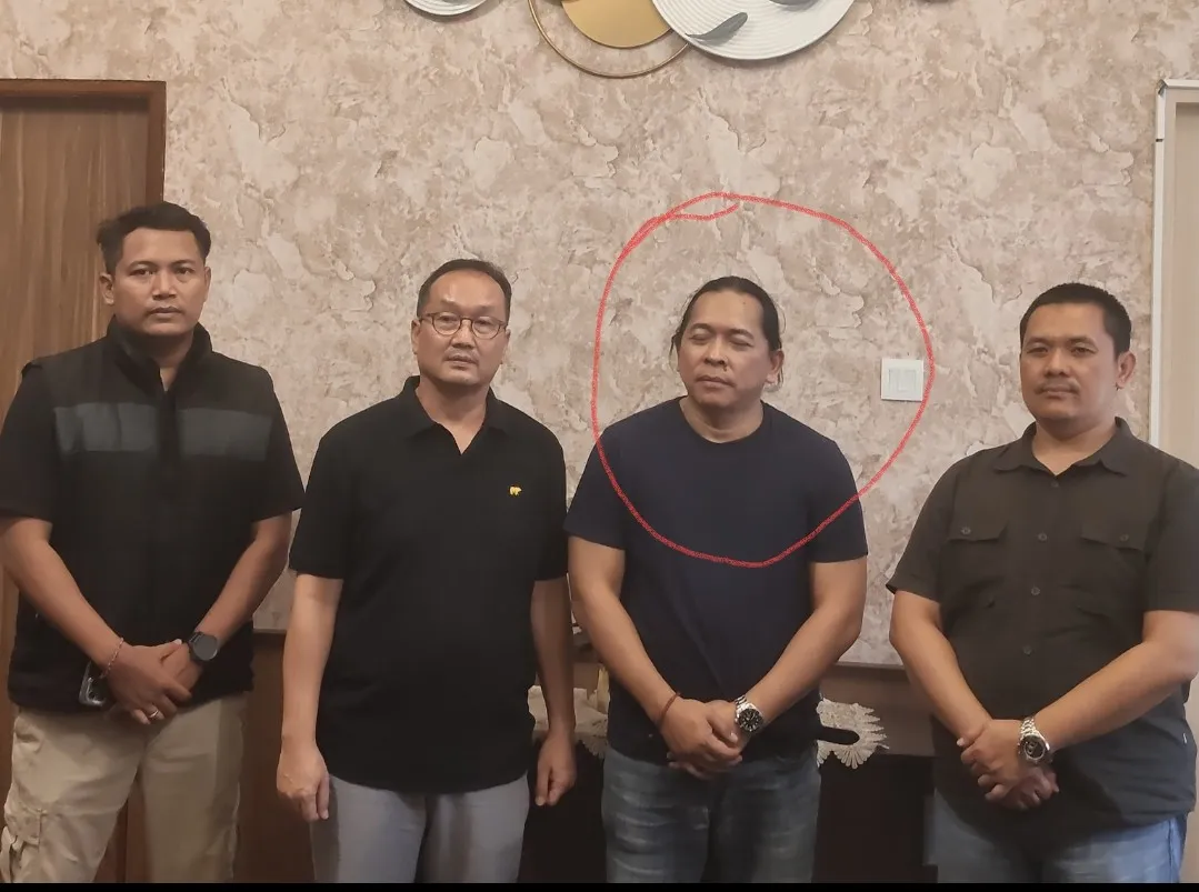 Terlacak Sedang Liburan di Bali, Buronan Terpidana Penipuan Rp50 Mi Diamankan Tim SIRI Kejaksaan