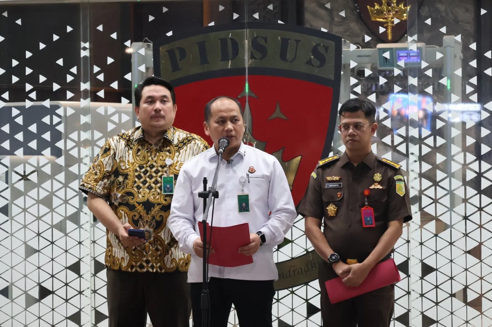 Kejagung Tetapkan Dirut PT CNI Sebagai Tersangka Baru Perkara Dugaan Korupsi Tata Kelola Komoditas Nikel
