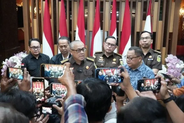 Dalami Dugaan Aliran Dana Perkara Dugaan Pungli Perizinan di Dinas ESDM, Penyidik Kejati Jatim Periksa 11 Orang Saksi