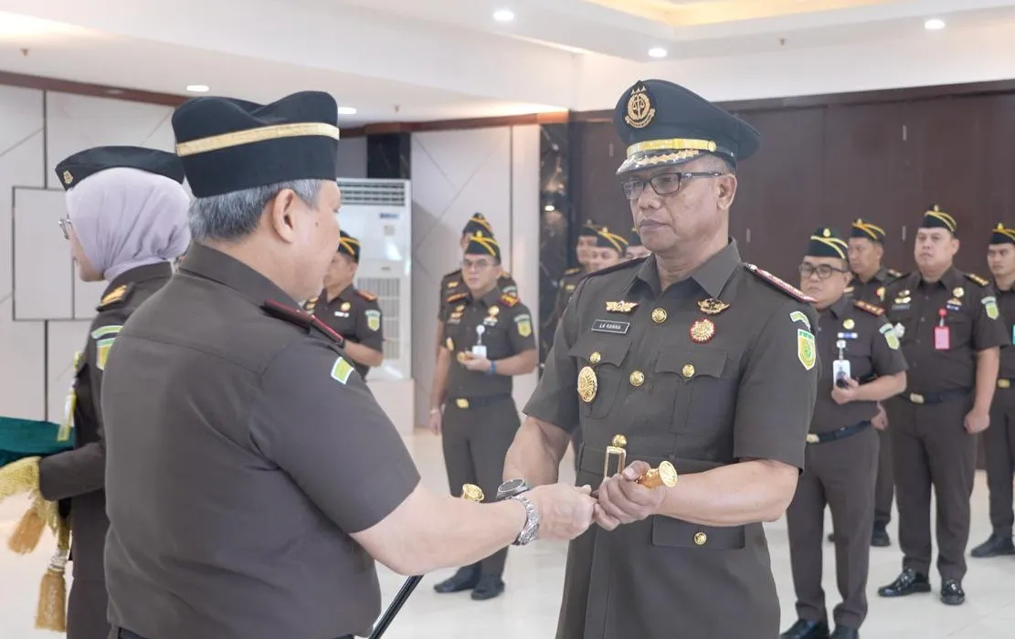 Kajati Sumsel Lantik Kajari Palopo, Tekankan 5 Tugas Utama yang Harus Diselesaikan