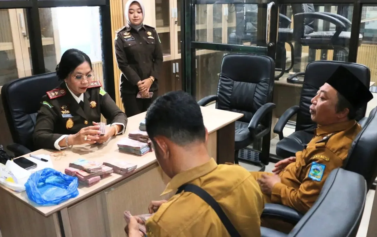 JPN Kejari Dompu Pulihkan Kerugian Keuangan Negara Rp267,67 Juta Terkait Indikasi Korupsi Dana Desa Soro Barat