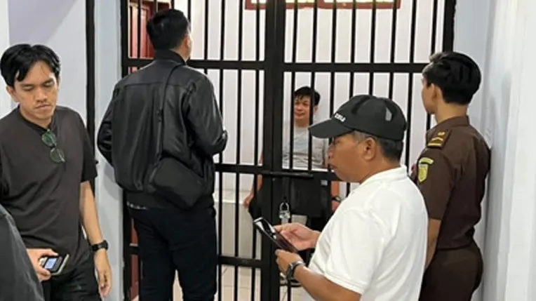Tim Tabur Gabungan Amankan DPO Terpidana Kasus Fiducia Rp60 Miliar asal Kejari Surabaya