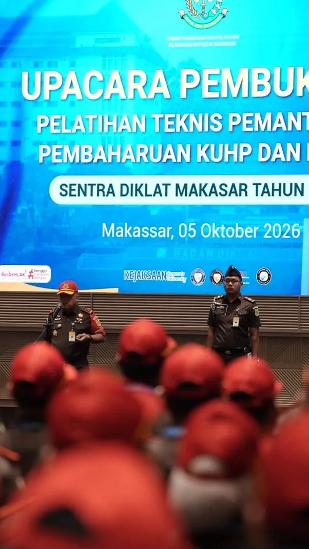 Kabadiklat Dr Harli Siregar membuka kegiatan Pelatihan Teknis Pembaharuan KUHP dan KUHAP di Sentra Diklat Makassar
