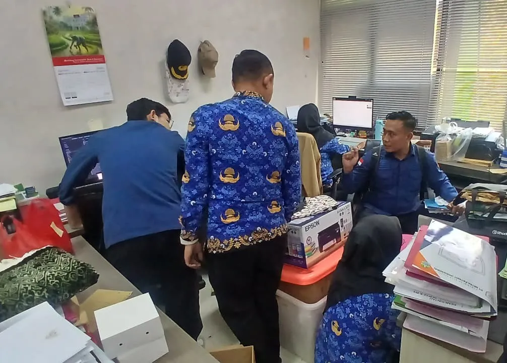 Tim Penyidik JAM PIDSUS Periksa 4 ASN Pemkot Terkait Perkara KSO PT Pertamina Perseroda Bekasi