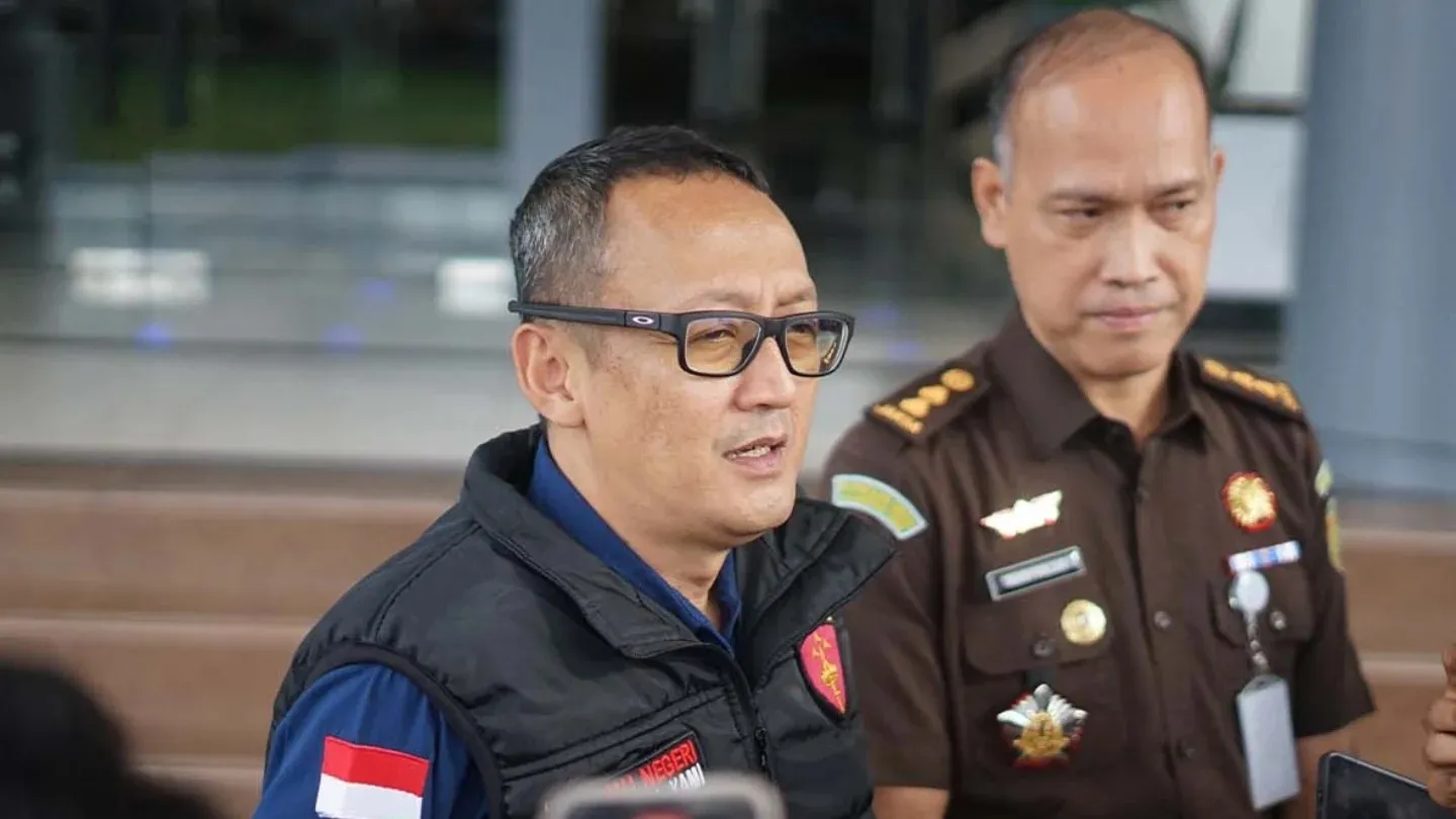 Kejati Kaltim Tahan Mantan Kadistamben Sebagai Tersangka Perkara Dugaan Korupsi Pertambangan di Lahan Transmigrasi