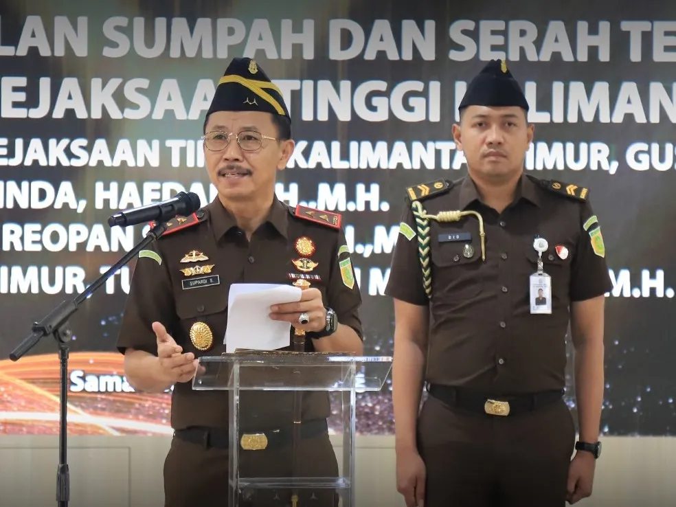 Kajati Katim Lantik Aspidus dan 3 Kajari di Wilayah Hukum Kalimantan Timur