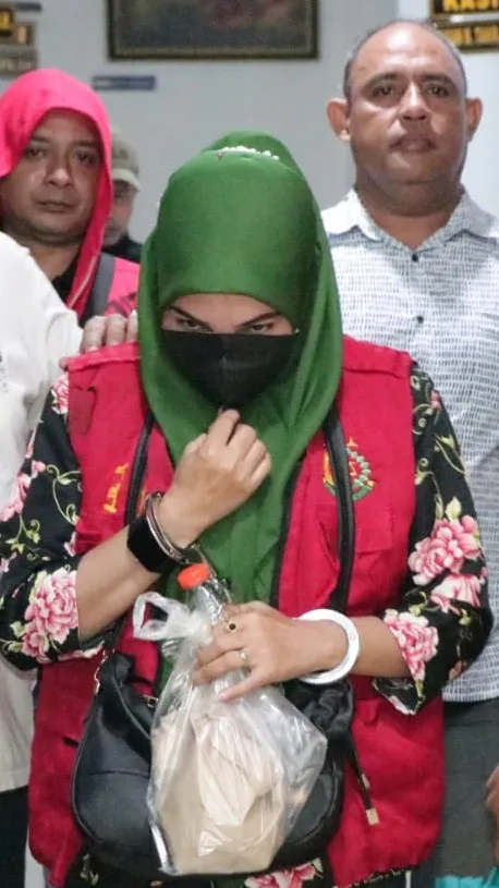 Tim Tabur Kejati Maluku Amankan DPO Terpidana Narkoba Saat Berjualan di Counter HP
