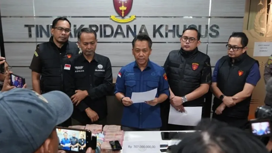 Jejak Pungli ESDM Jatim Terkuak, Tim Penyidik Kejati Jatim Sita Uang dan Kendaraan Mewah Milik Tersangka