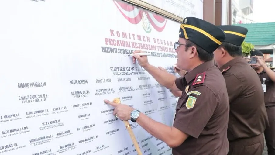 Canangkan Zona Intergitas Menuju WBK/WBBM 2026, Kajati Maluku Ingatkan Nilai Hidup Orang Basudara