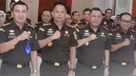 Gelar Konsolidasi Internal Bersama Seluruh Kejari, Kajati Jatim Beri Pesan Kuat Soal Penegakan Hukum