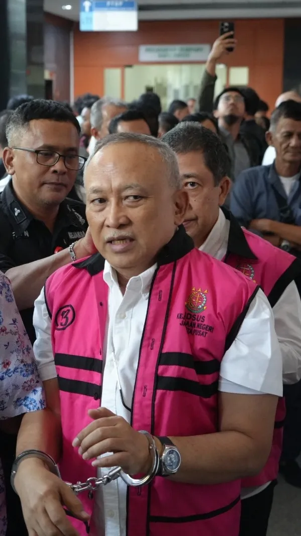 8 Terdakwa Perkara Korupsi Tata Kelola Pertamina Jilid II Divonis Penjara 4-6 Tahun dan Denda Rp1 Miliar
